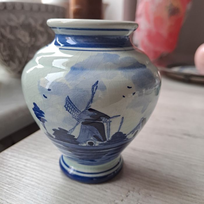 Wazonik ceramiczny holenderski  Delft.