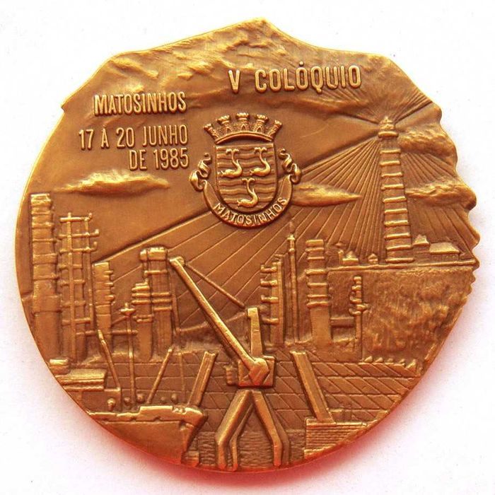 Medalha de Bronze de Matosinhos Barcos de Pesca Farol Porto de Leixões