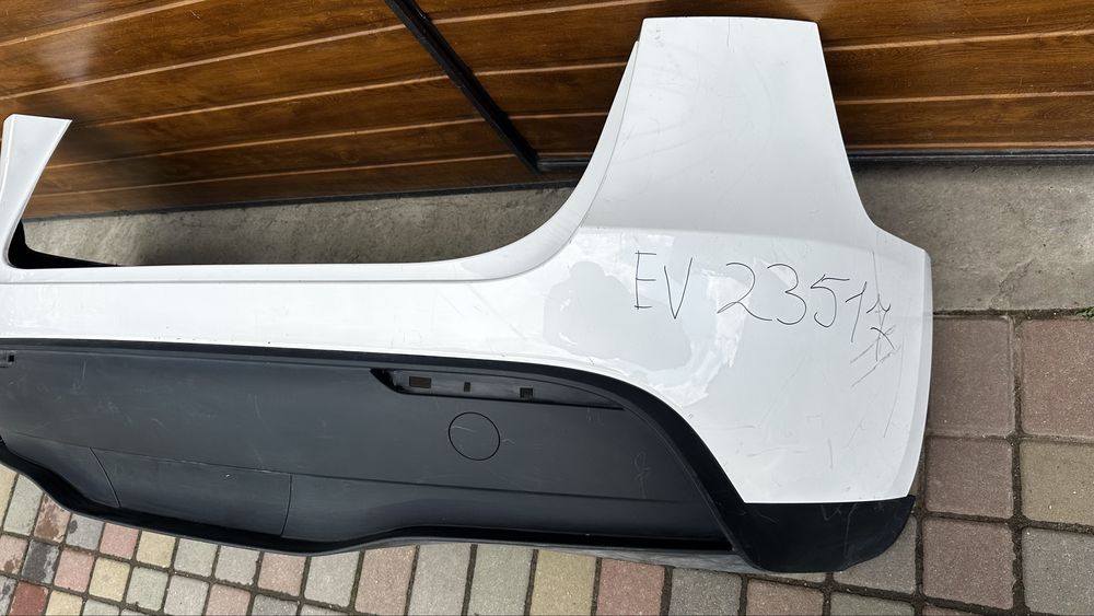 Бампер задній tesla model y ev23517