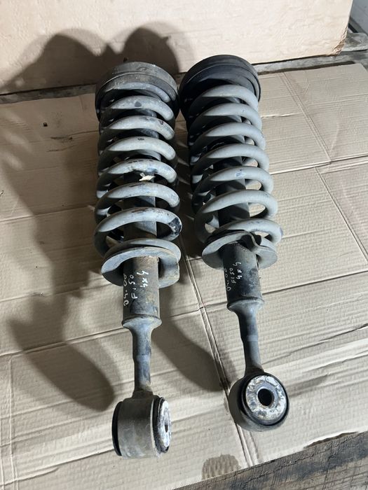 Ford f150 amortyzatory przod 2004-08