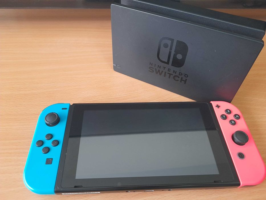 Nintendo Switch V2 + Mario Kart + Super Mario Wonder - Só vendo junto