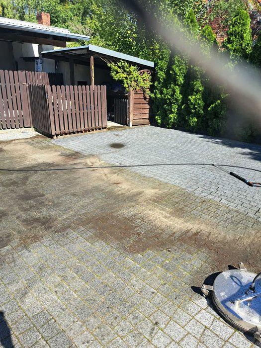 Mycie ciśnieniowe dachów, kostki brukowej, elewacji. Malowanie dachów