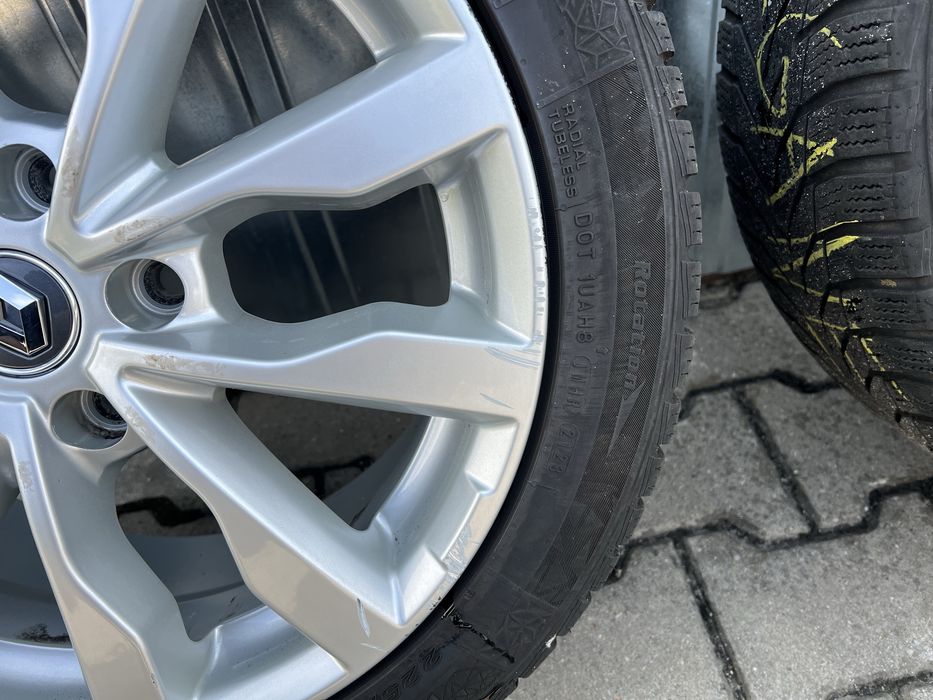Koła zimowe 225/45R17 5x114.3 66,1 ET43 Renault
