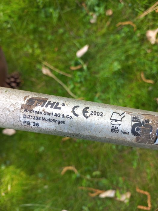 Podkaszarka kosa spalinowa Stihl FS 120 Gaśnie na wolnych obrotach
