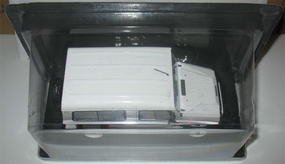 Salvat/Ixo - UMM Alter II 4X4 - 1992 (1/24)