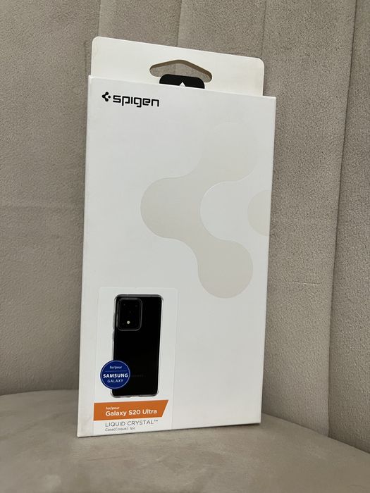 Nowe etui sylikonowe Liquid Crystal Spigen do Samsung Galaxy S20 Ultra