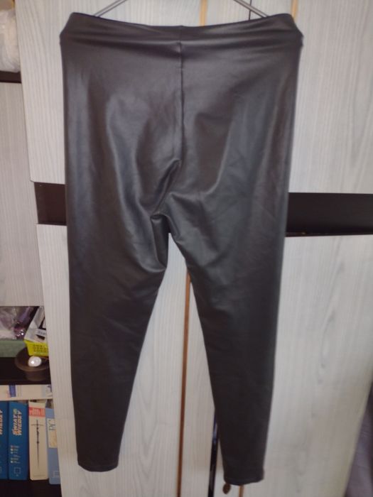 Leginnsy z eko skóry roz S/M
