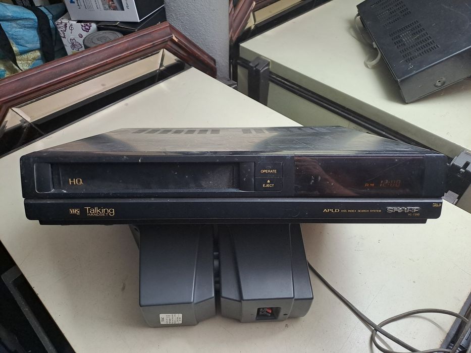 Leitor VHS  Sharp