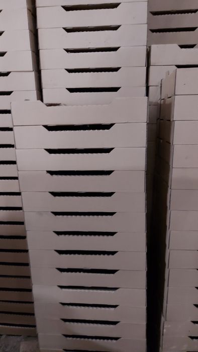 Продам ящики картонні та пластмасові