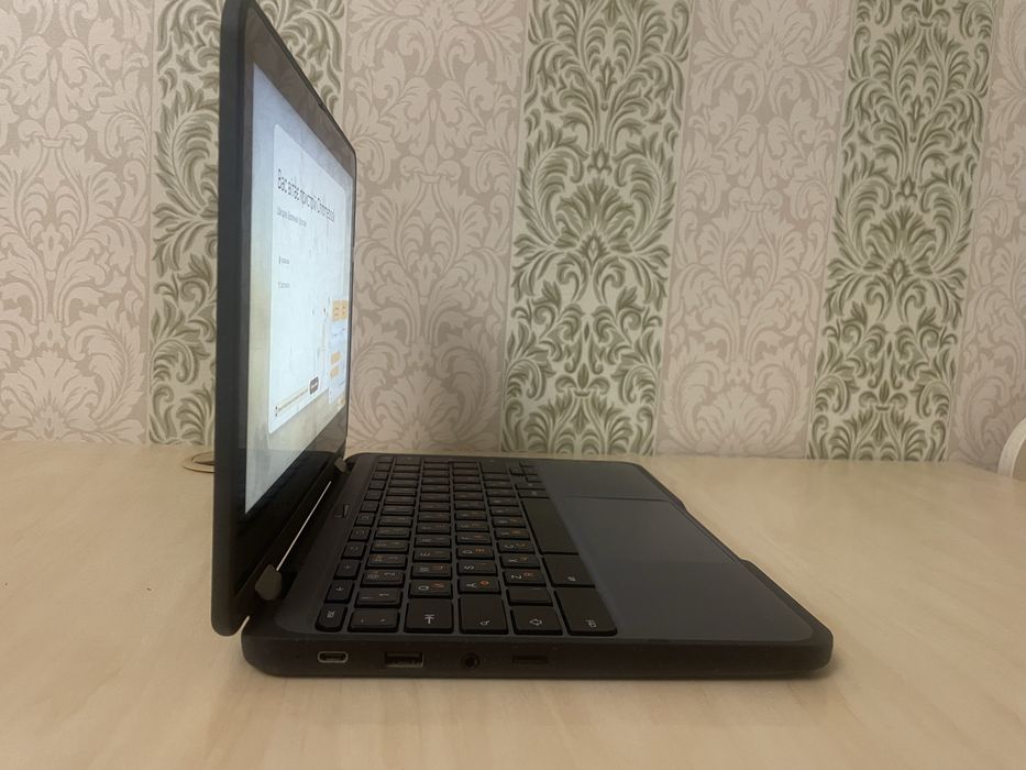 Хромбук Lenovo 500e Chromebook Gen 3