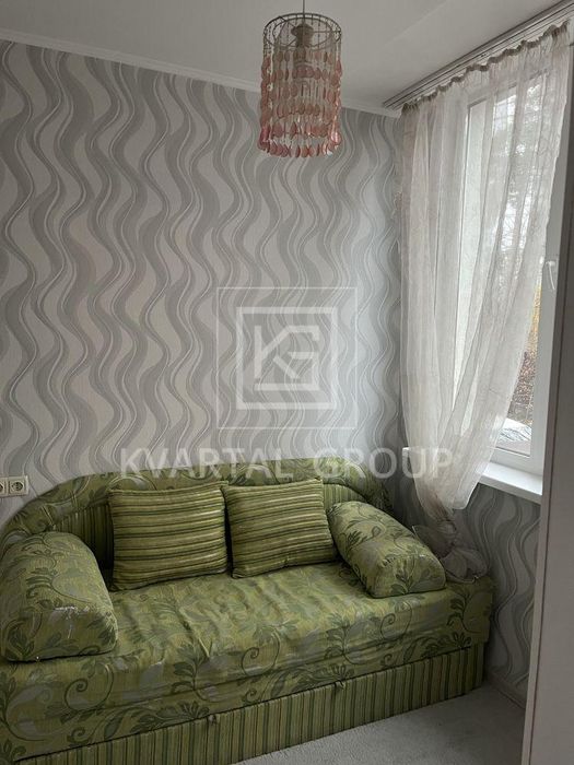 Затишна квартира біля парку та школи 42.5м2