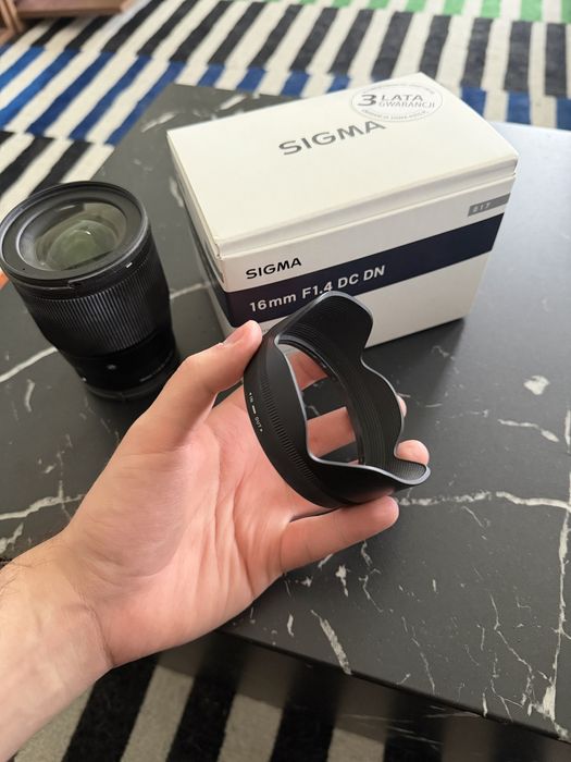 Obiektyw SIGMA 16mm 1.4 DC DN SONY-E