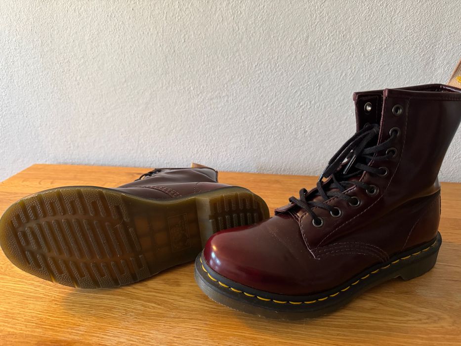 Dr Martin cherry red vegan Boots