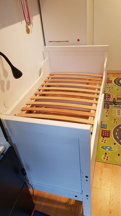 Łóżko dziecięce, drewniane IKEA Sundvik