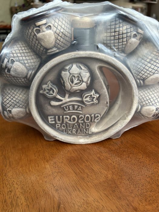 Набір келихів зі шкаликом