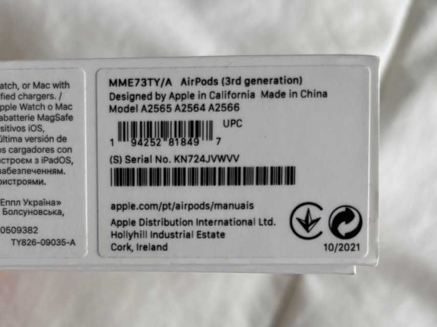 Apple AirPods (3ª Geração) em bom estado!
