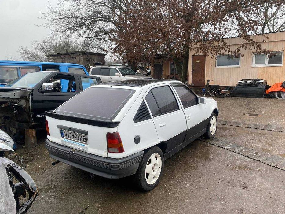 Opel Kadett E 1987 года 1.3 газ/бензин МКПП по ТП