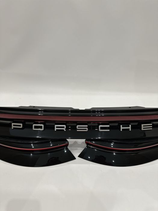 Porsche Panamera 976 фонарі фонарь стоп ліхтар оптика задня наявності