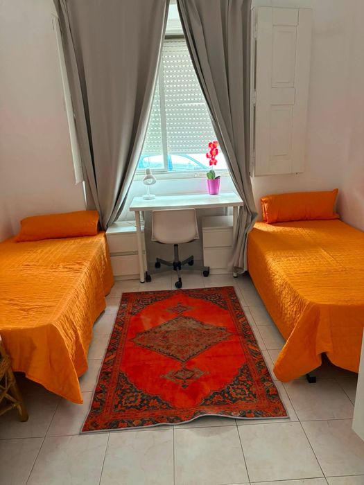 Alugo quarto ou parte de casa para alumos de Erasmus Erasmus