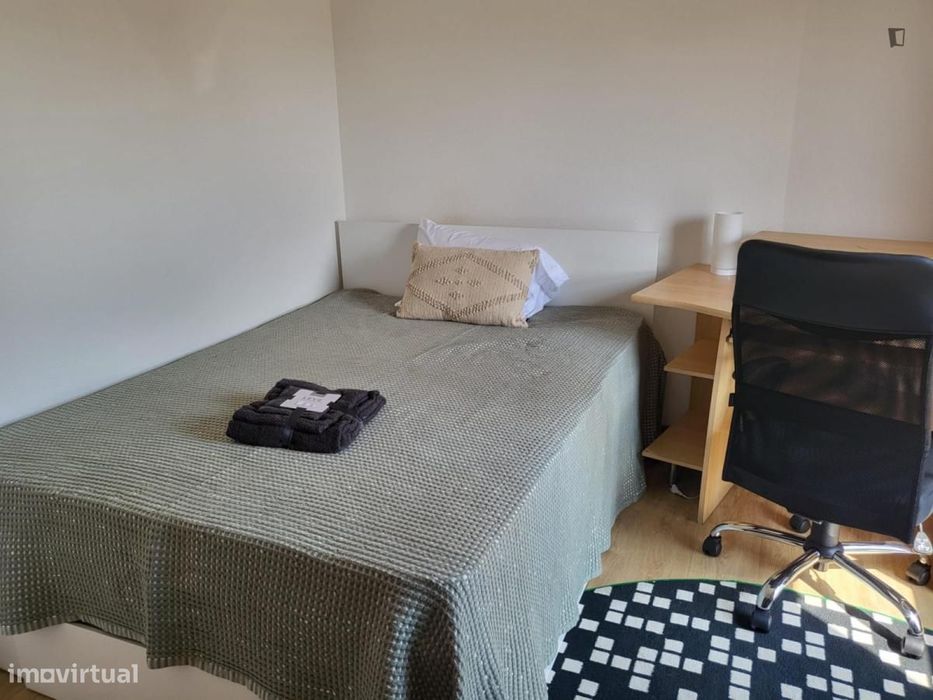 Quarto - localizado em Aveiro