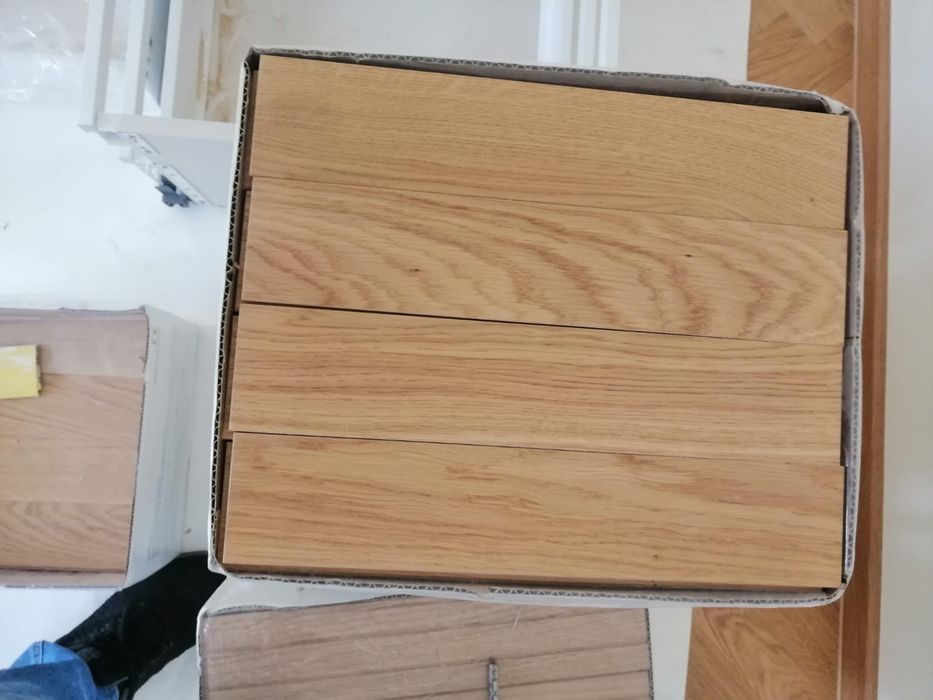 Wiśniewski parkiet lity lakierowany klasa natur dąb 16x70x350