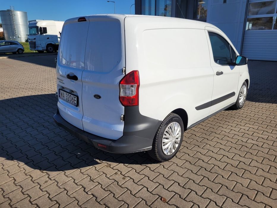 Ford Transit courier