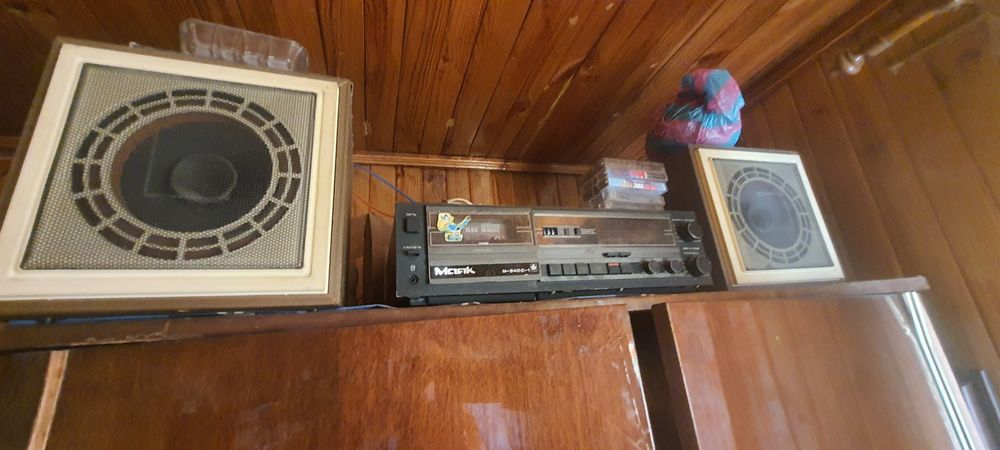 Магнитофон "Маяк" и колонки к нему