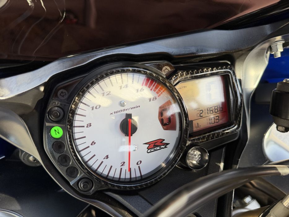 SUZUKI GSX-R  K7 nova