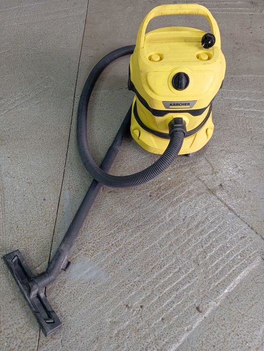 Wynajem odkurzacza piorącego - Puzzi 10/1 - 50 zł / doba