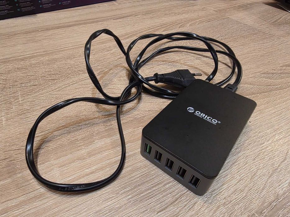 Ładowarka ORICO QSE-5U 40W