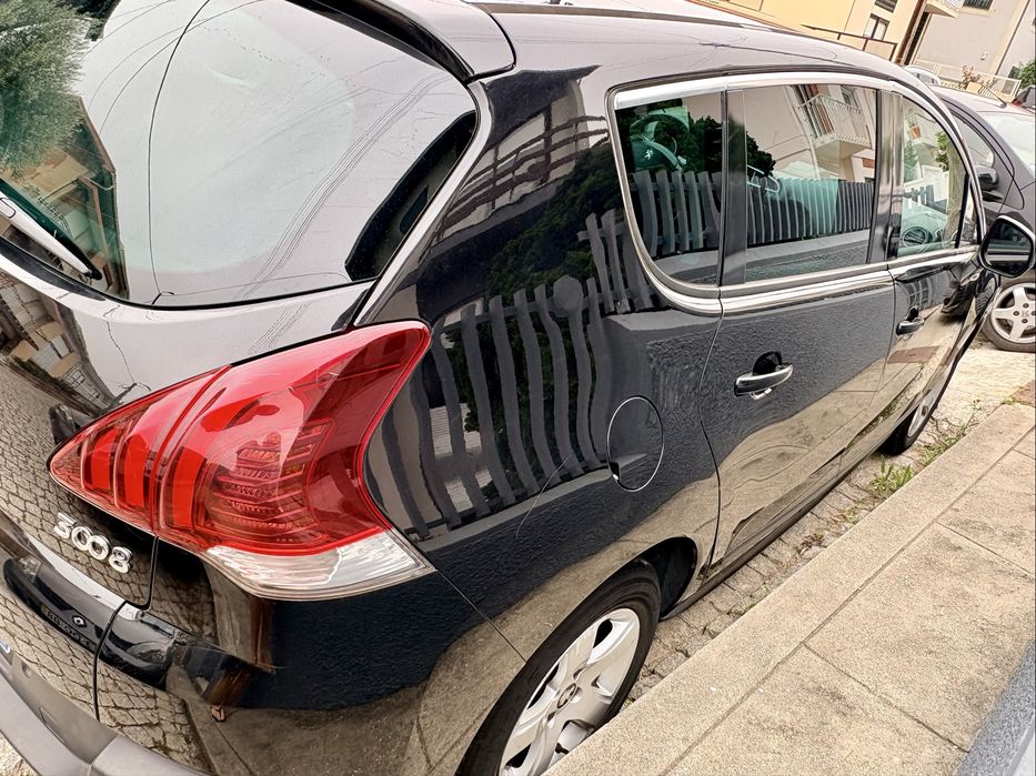 PEUGEOT 3008 2015 1,6 BLUEHDI 120CV EAT6