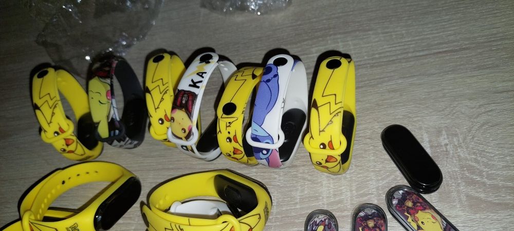 Pulseiras e relógios POKEMON 13 Relógios + 7 Relógio extra