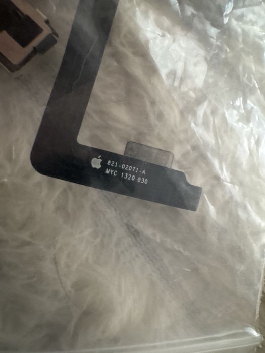 Запчастини для iphone 11pro