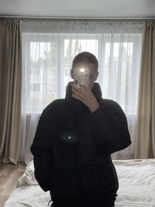 Зимова курточка жіноча