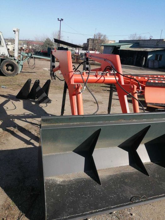 Фронтальный навесной погрузчик к трактору ( Мтз, Юмз и т.д.)