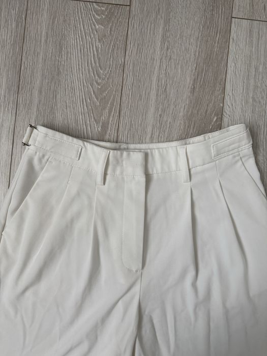 Молочний костюм українського бренду Mon-Fri, розмір S