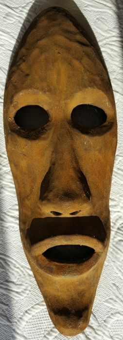 Par de Máscaras Decorativas de Estilo Africano (Barro)