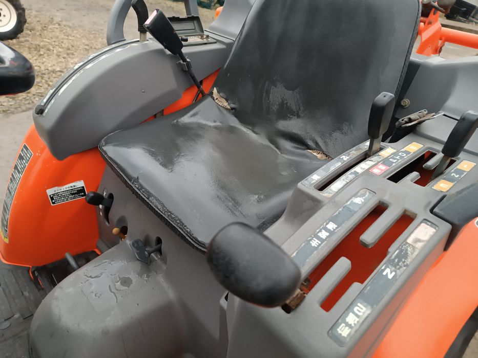 Японський мінітрактор.Трактор Кубота.