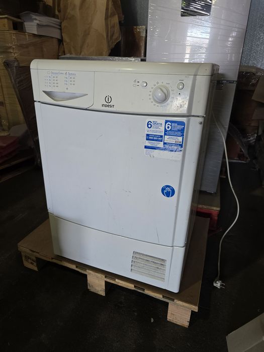 Maquina de Secar Roupa INDESIT