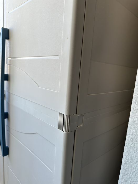 Armário alto de Arrumação PVC 2 Portas - usado