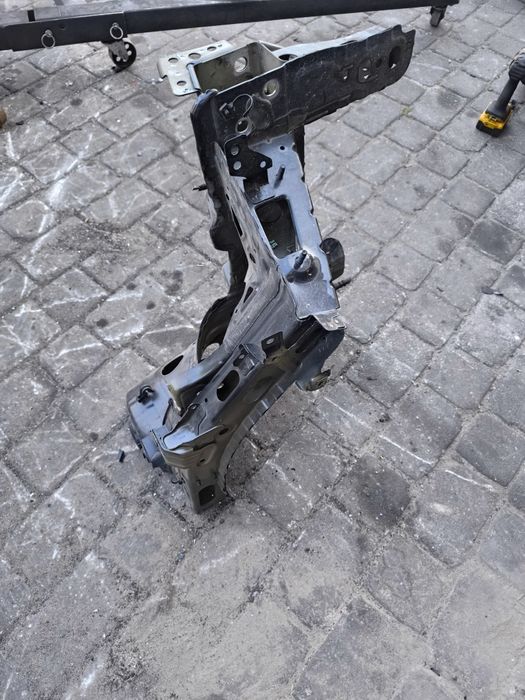 Ćwiartki podłużnice z wartuchem  Astra K