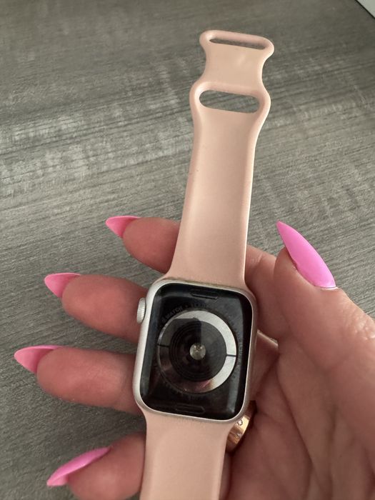 Apple watch series 4