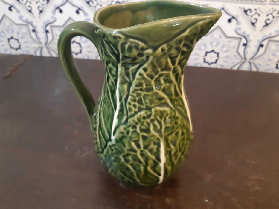 6 taças +prato+ jarro, porcelana caldas, excelente estado