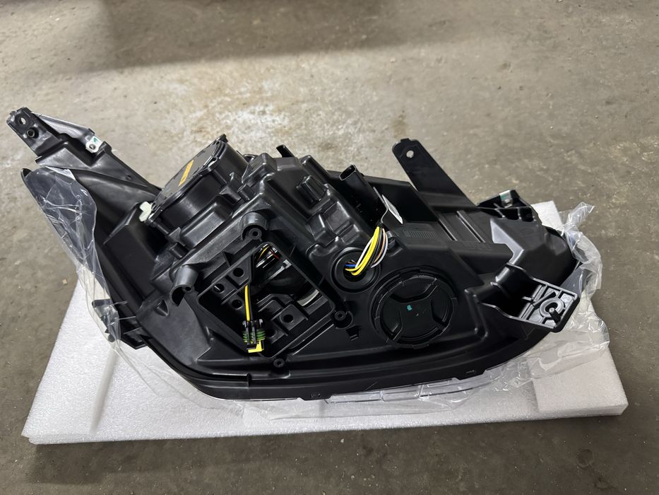 фари Chevrolet Bolt EV