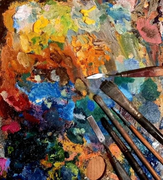 Приму в дар вещи для художников