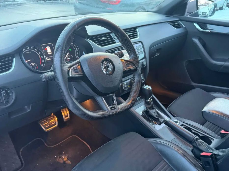 Skoda Octavia RS      2016