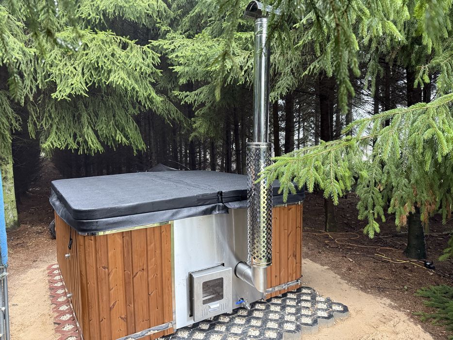 Jacuzzi ogrodowe całoroczne spa z hydromasażem i aeromasażem balia