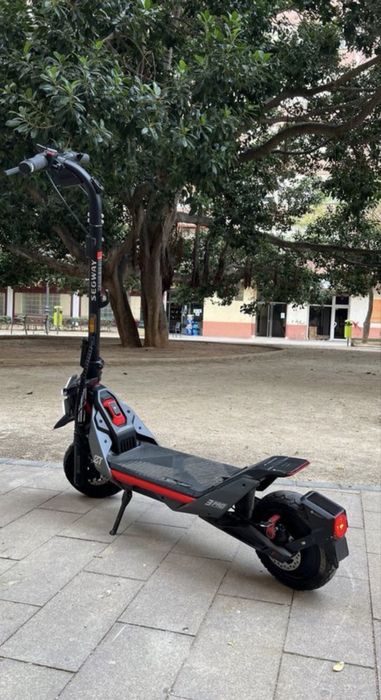 Trotinete Segway ZT3 (como novo)