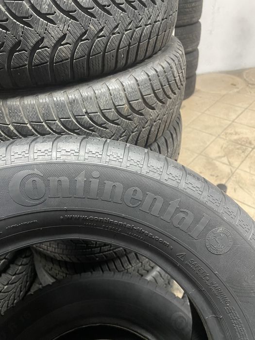 225/60 R16 Continental