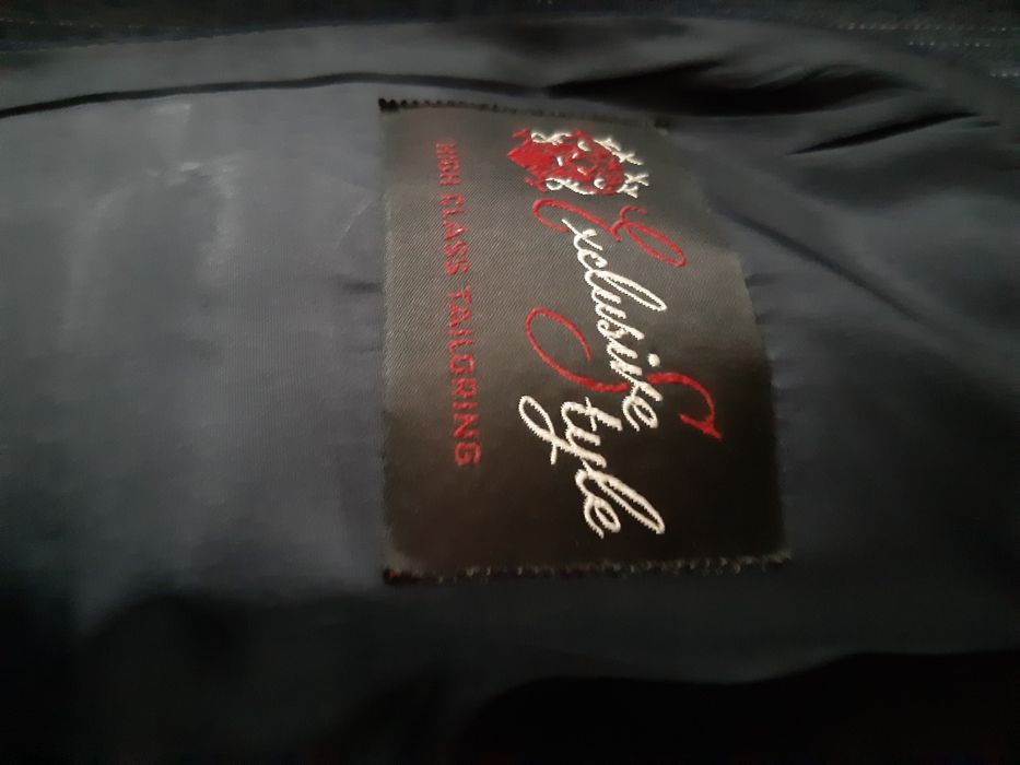 Garnitur męski w prążki